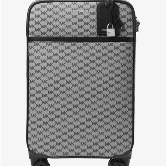 Michael Kors Handbags - 🌷MICHAEL KORS Large Signature Designer Trolley🌷